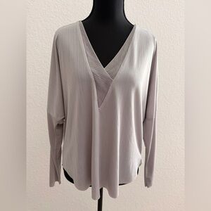 ZARA W&B Collection Gray Batwing Sleeve Tunic Blouse | V-Neck Sophisticated top
